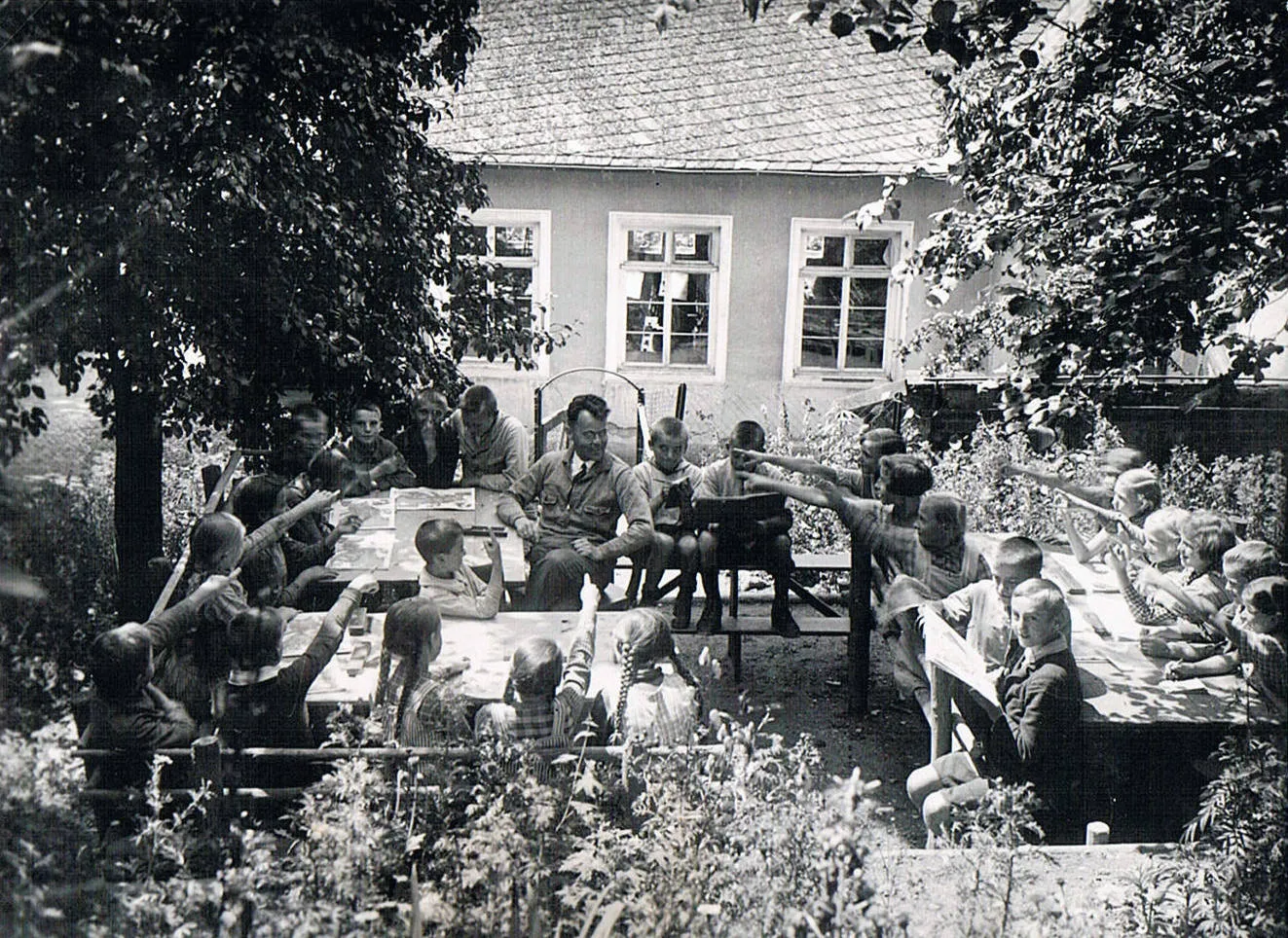 Unterricht im Schulgarten
